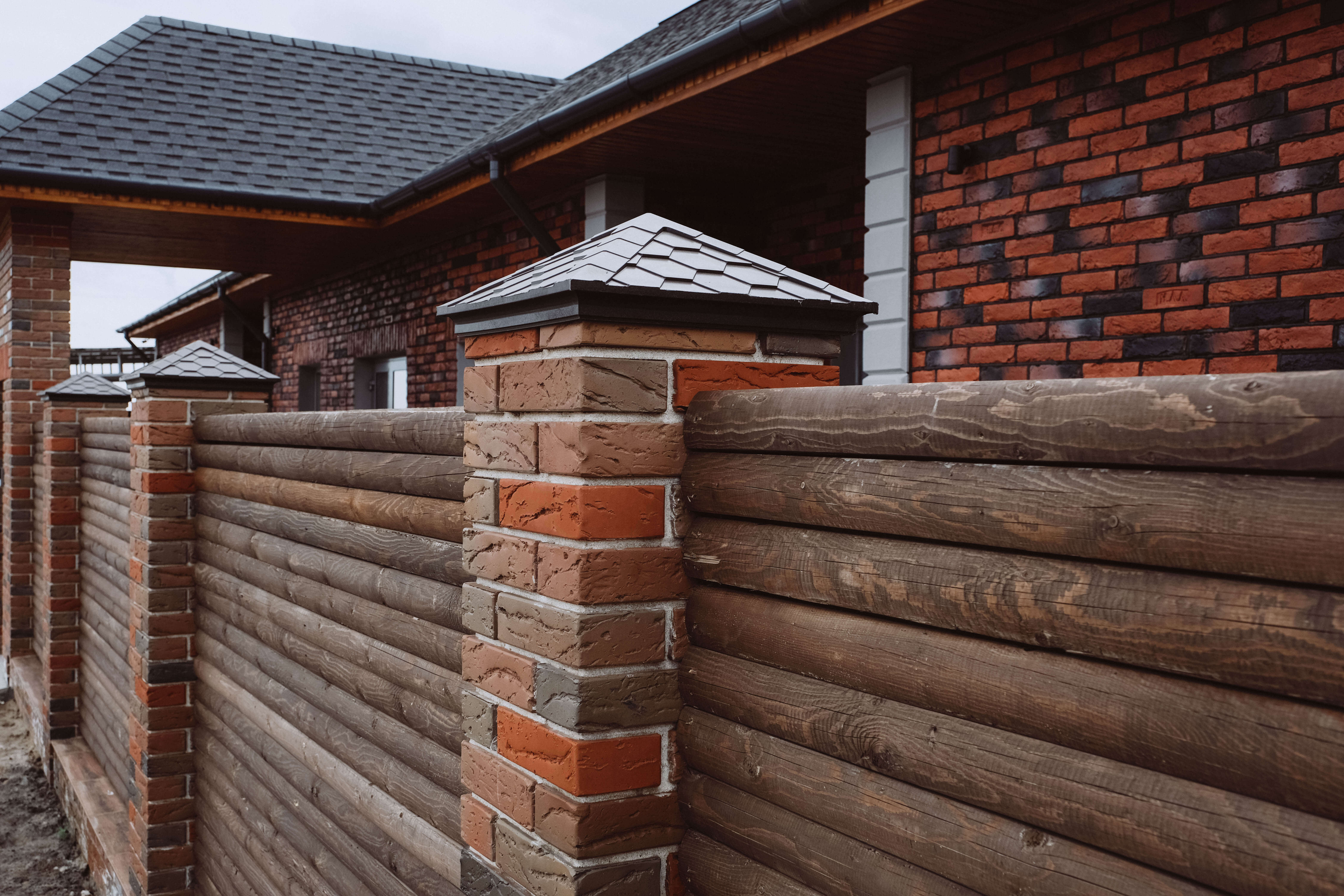 Колпак Zking Эверест Коричневый на столб 1.5х1.5 кирпича (390х390мм) в Сызрани фото